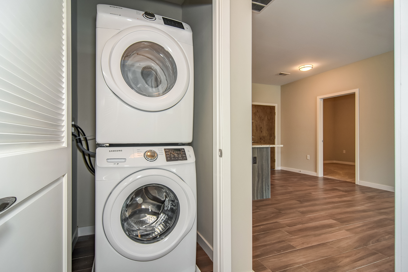 Laundry room at CENTURION ELIZABETH 321 (2 of 2)