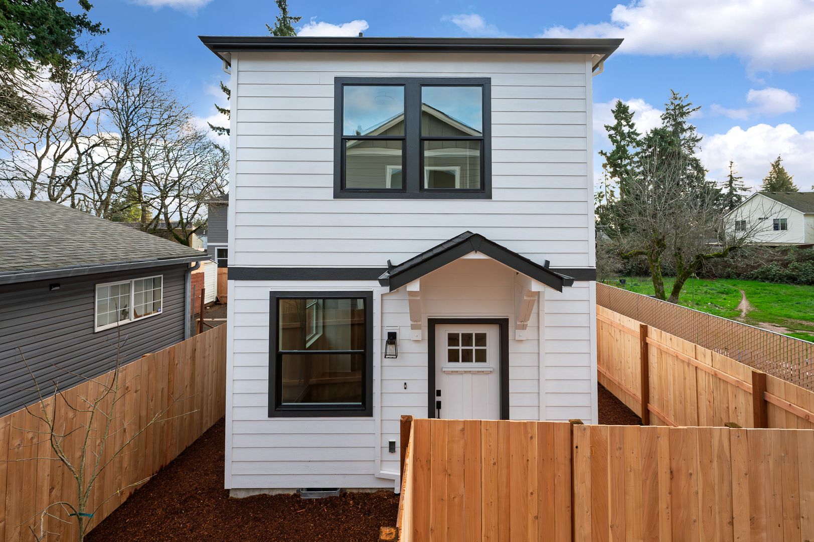 Portland House: 12094 Se Market St