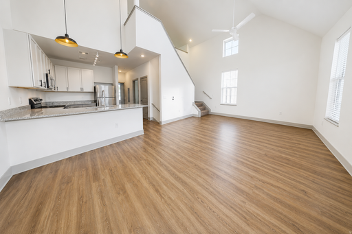 Amaryllis | 3 Bedroom, 3 Bath Townhome – photo 1