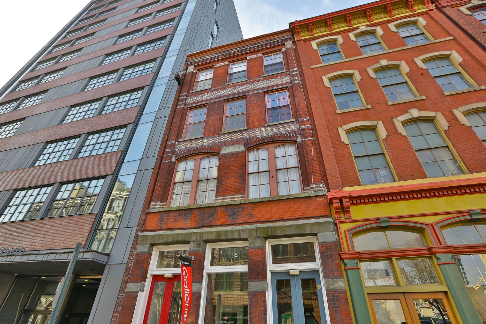 Philadelphia Apartment: 116-118 Arch Street