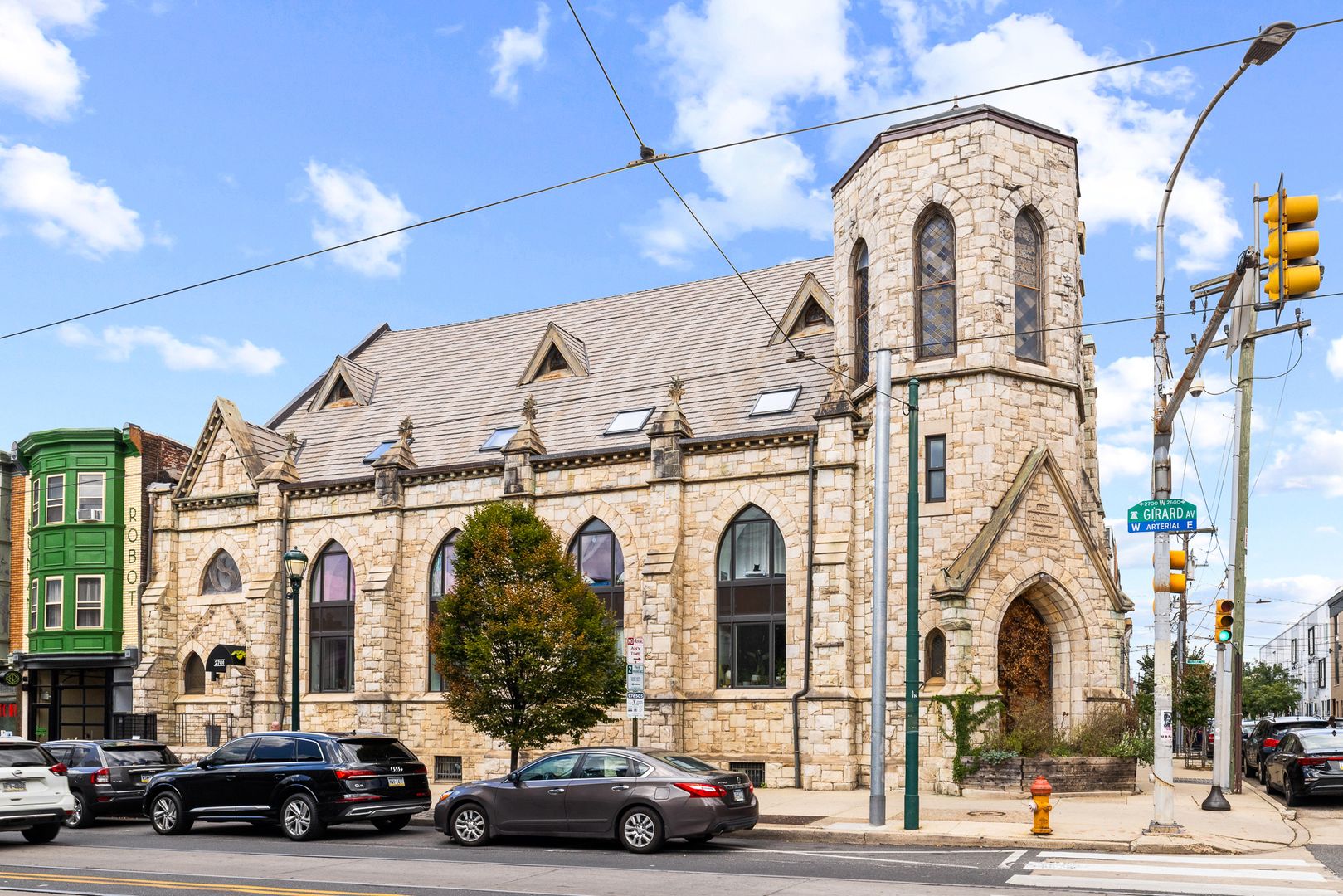 Philadelphia Apartment: 2701 W. Girard Ave.