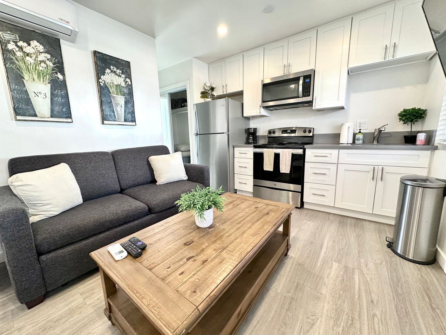 San Diego Apartment: 2275 Grand Ave