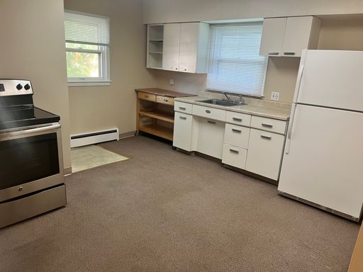 LARGE, 1 BEDROOM APARTMENT!!! – photo 1