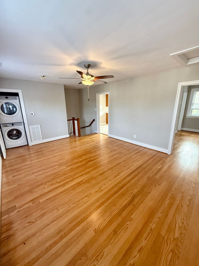 Richmond House: 3911 Cutshaw Ave