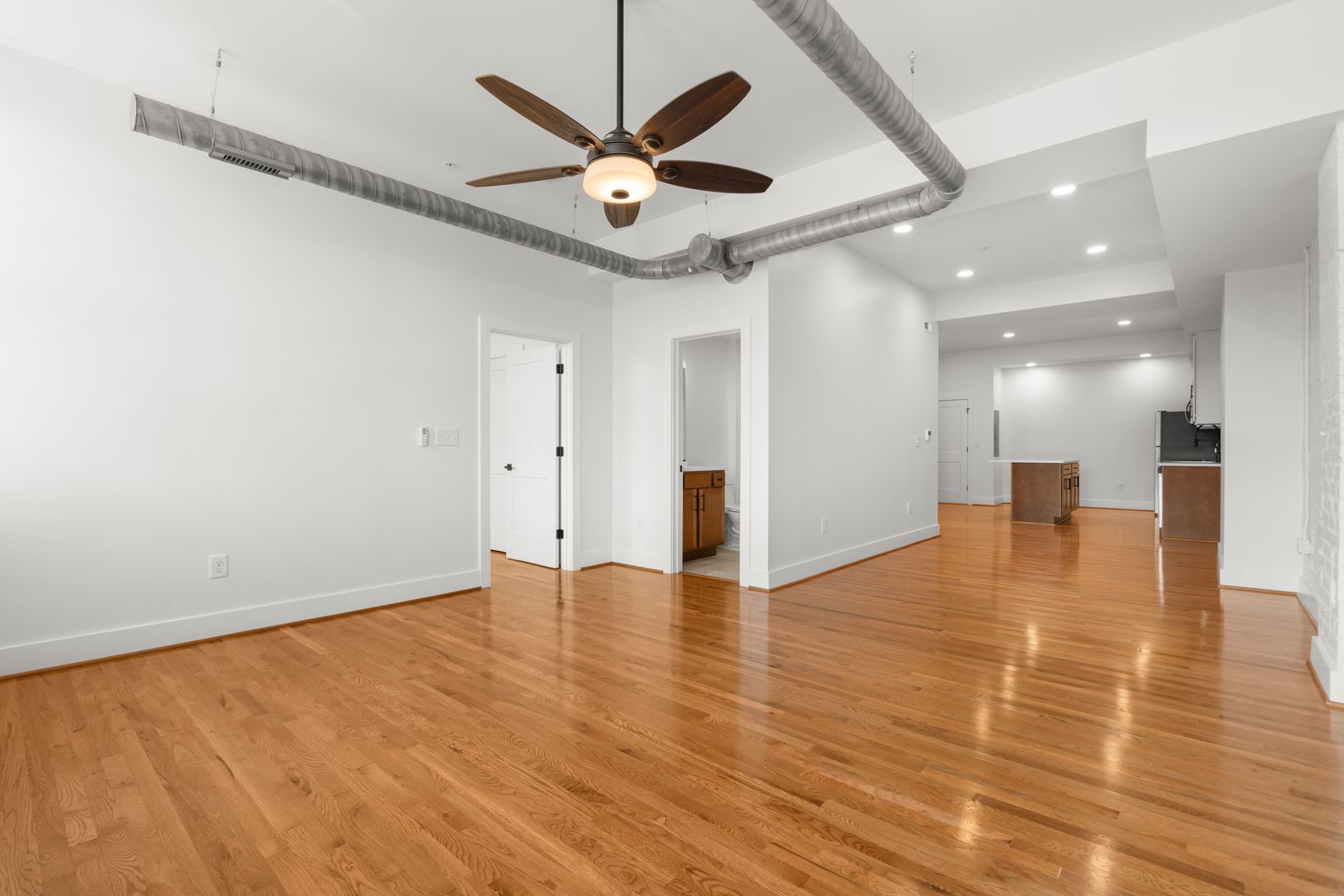 Richmond Apartment: 2033 W Broad St