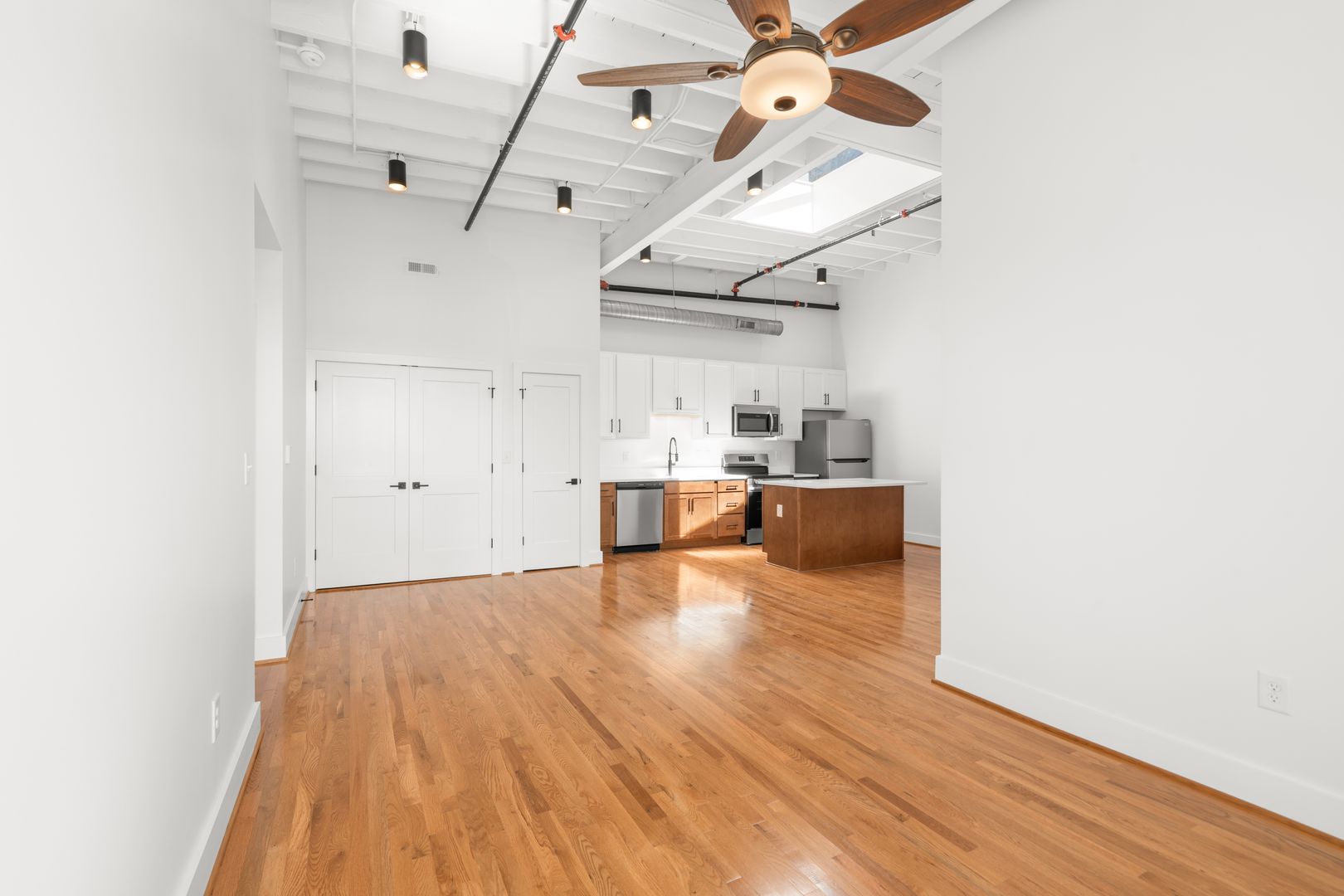 Richmond Apartment: 2033 W Broad St