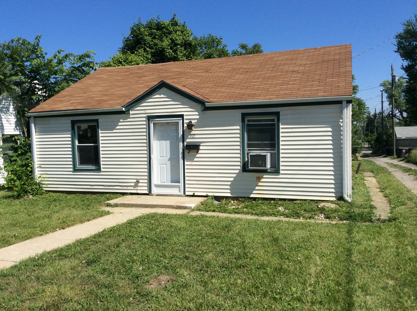 Fort Wayne House: 3127 Pennsylvania St