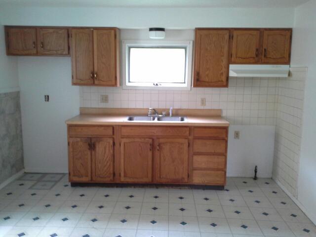 Fort Wayne House: 2726 John St