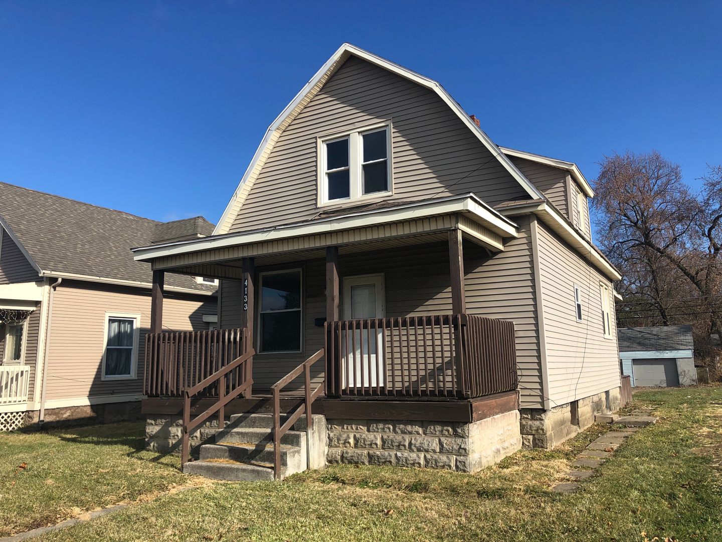 Fort Wayne House: 4133 S Lafayette St