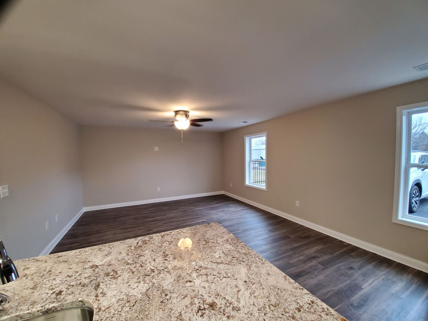 Louisville Apartment: 3502 College Dr