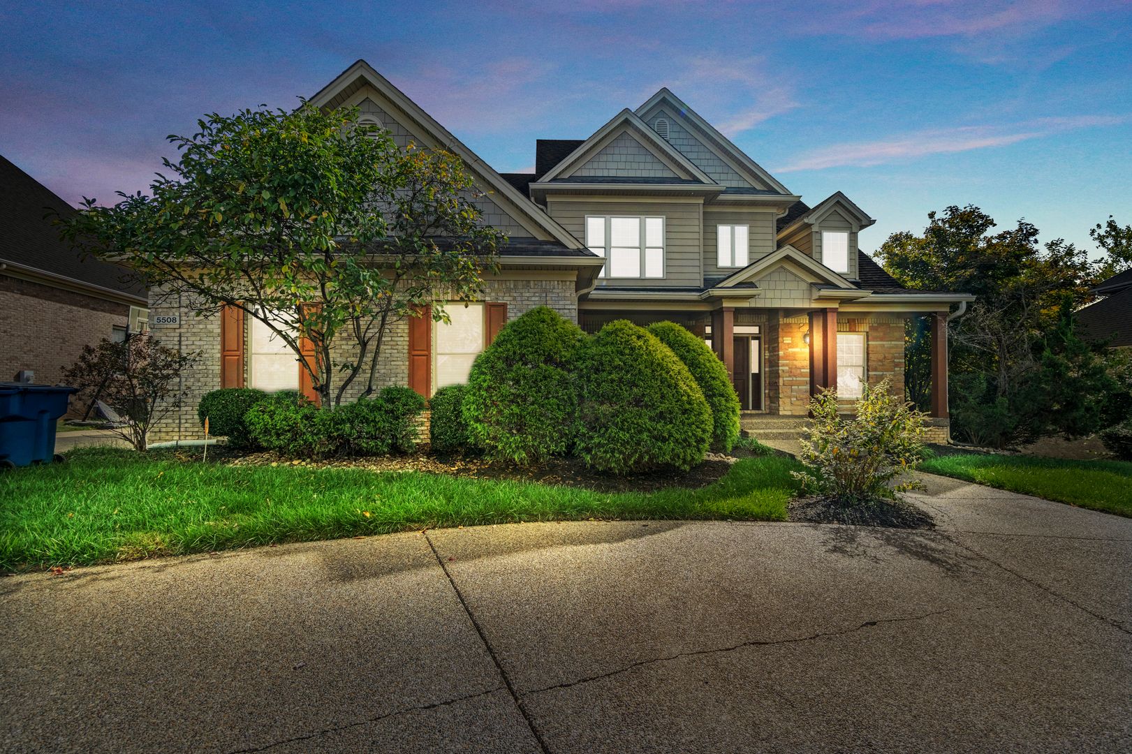 Louisville House: 5508 Rock Valley Way