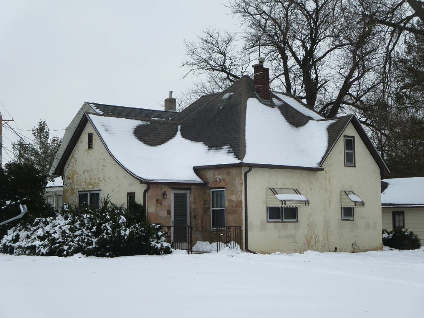 Waterloo House: 2304 Lafayette St