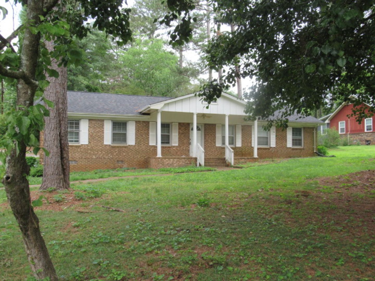 Carrollton House: 70 Gibson Drive