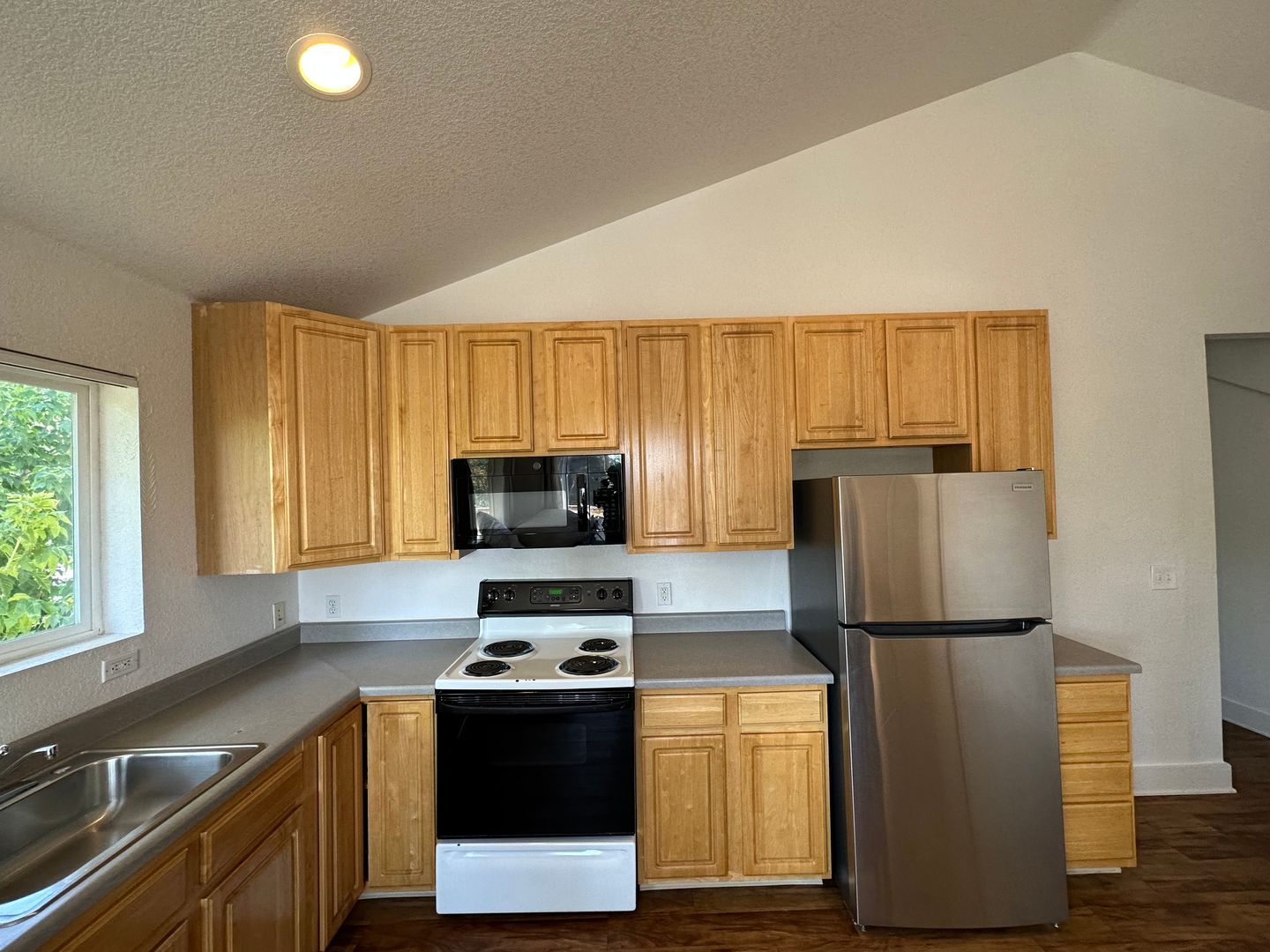 Boulder Apartment: 1416 Euclid Ave.