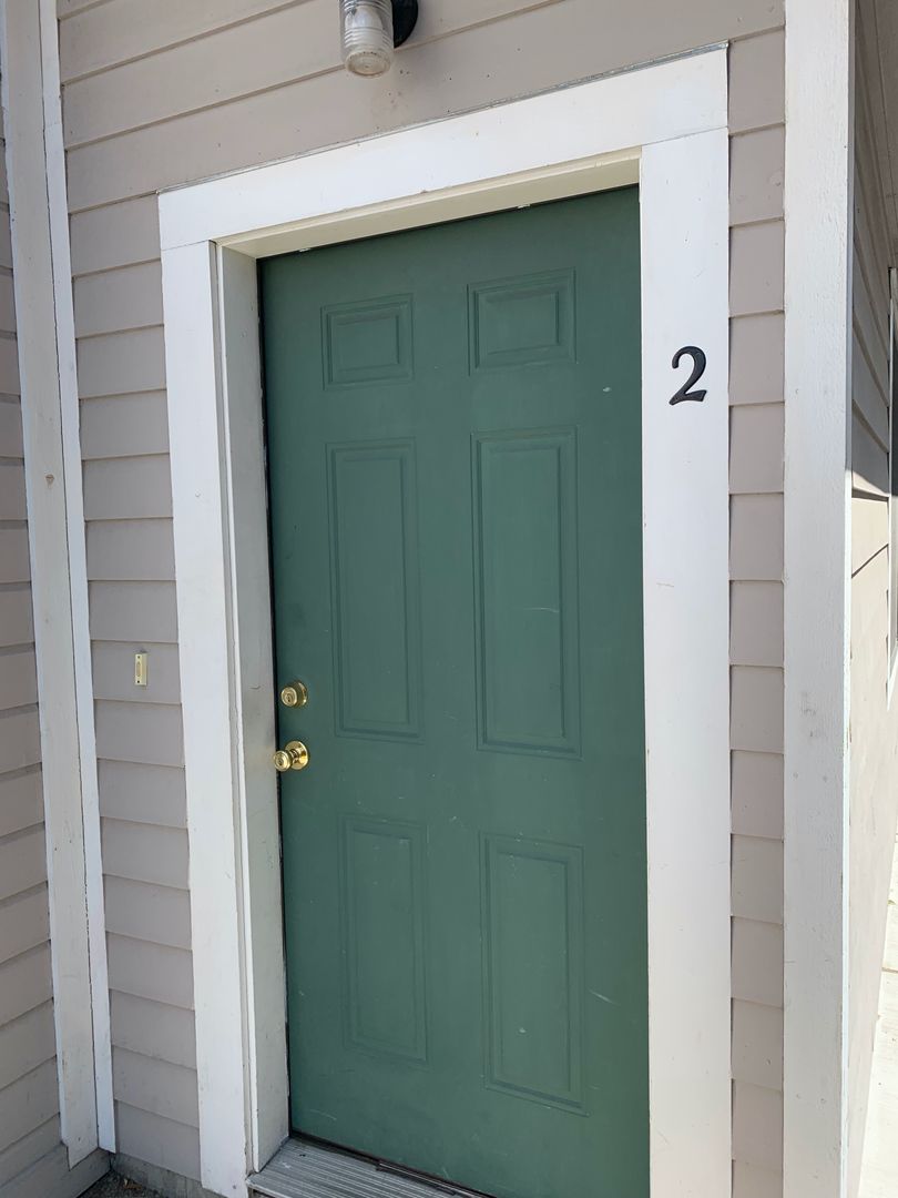 Boulder Apartment: 2990 E. Aurora