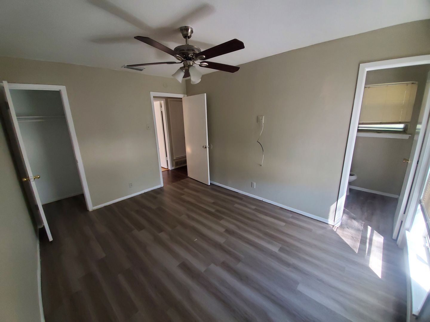 MESQUITE House: 3025 LAMBERT DR
