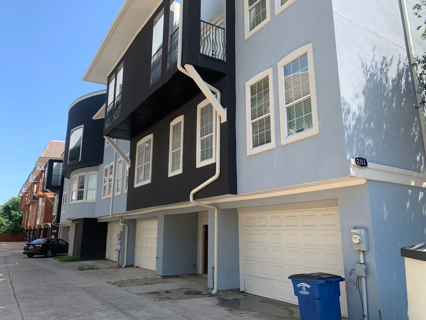 DALLAS Apartment: 2316  STUTZ DR