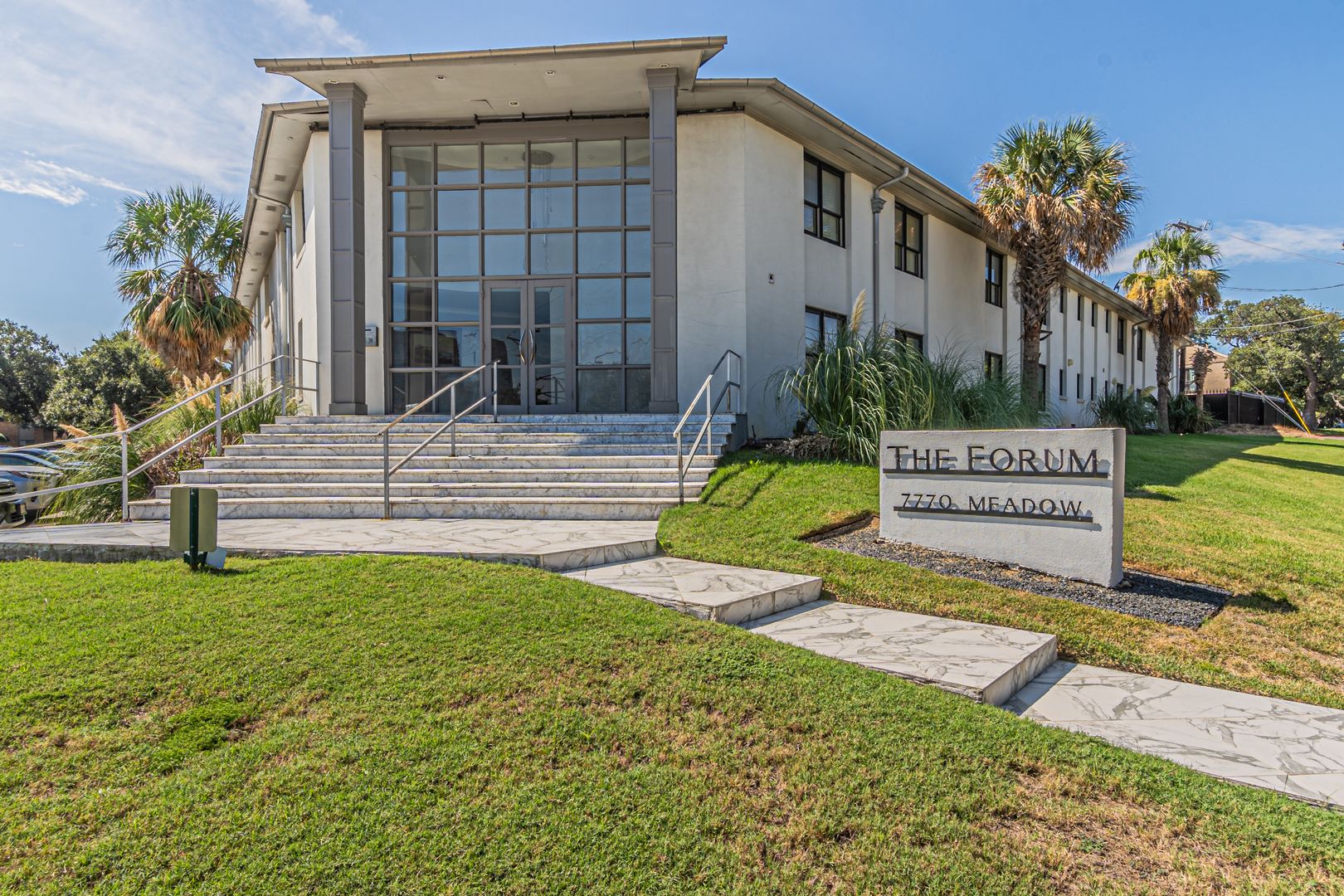 DALLAS Apartment: 7770 MEADOW RD