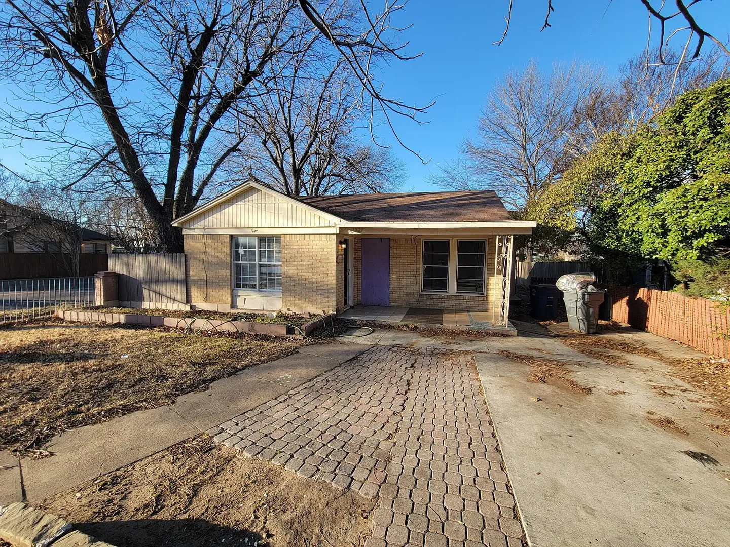 DALLAS House: 1327 MOUNTAIN LAKE ROAD