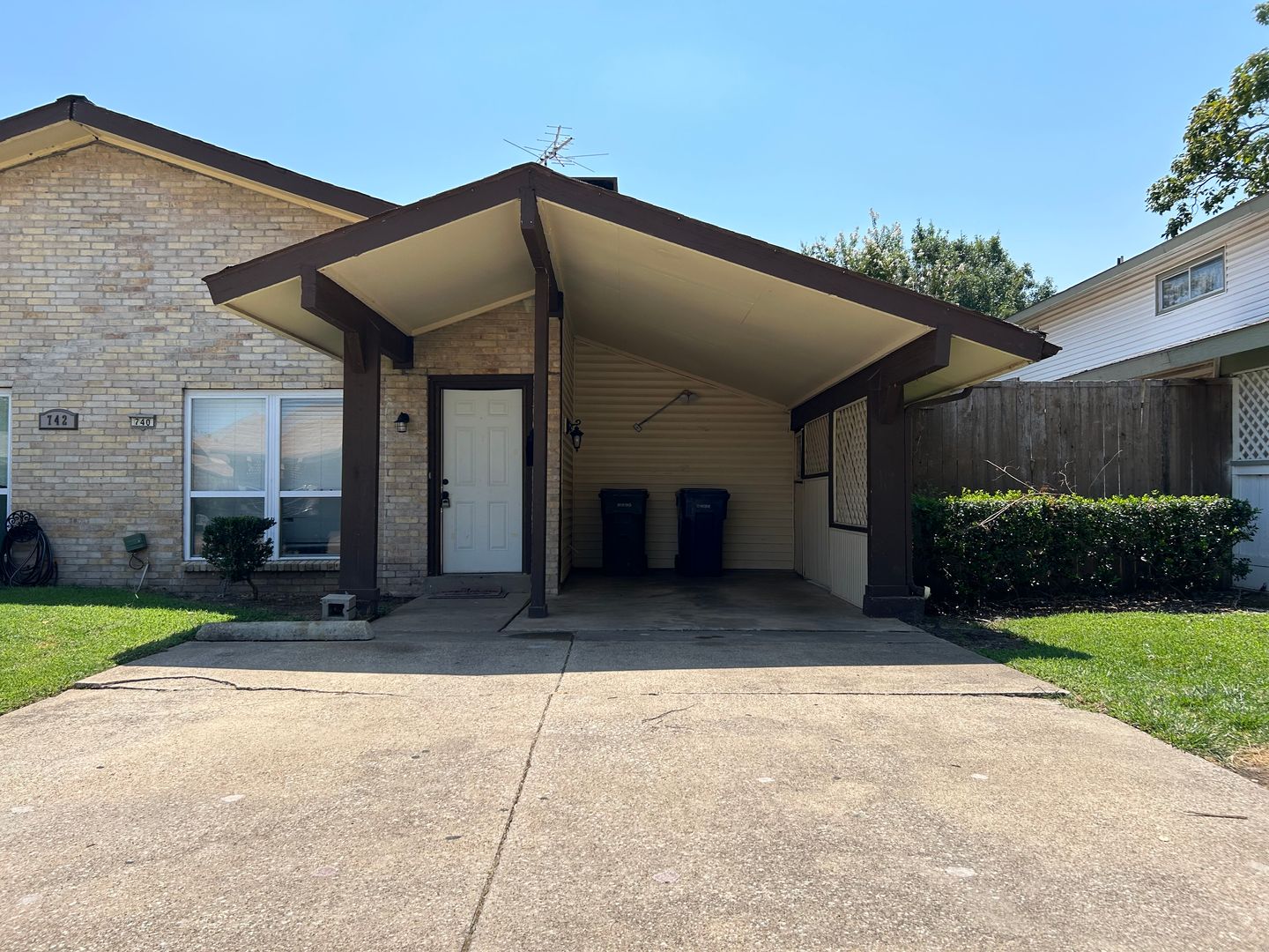 GARLAND House: 740 SCEPTRE CIR