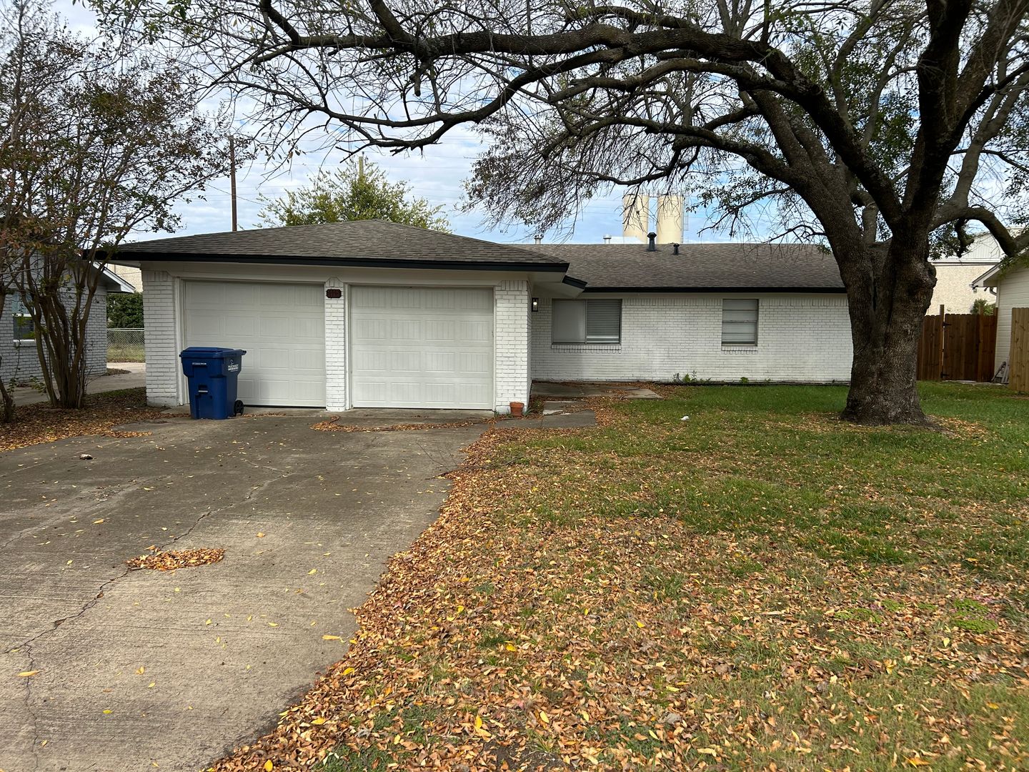 MCKINNEY House: 1115 WESTMORELAND DRIVE