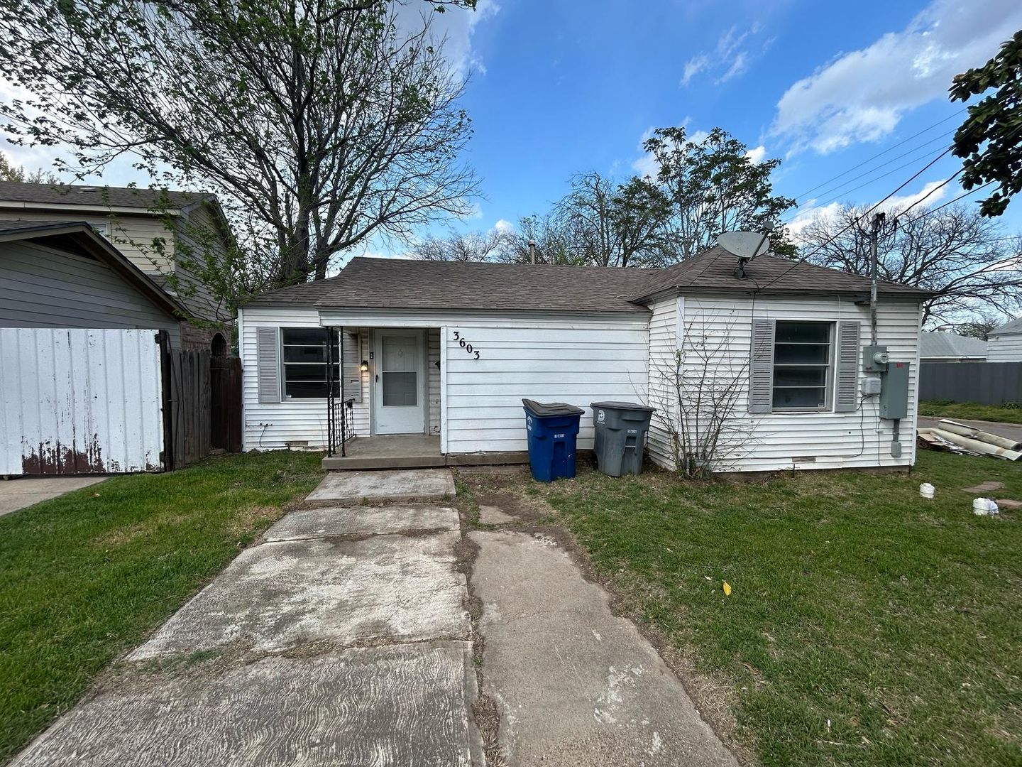 DALLAS House: 3603 SHELLEY BLVD