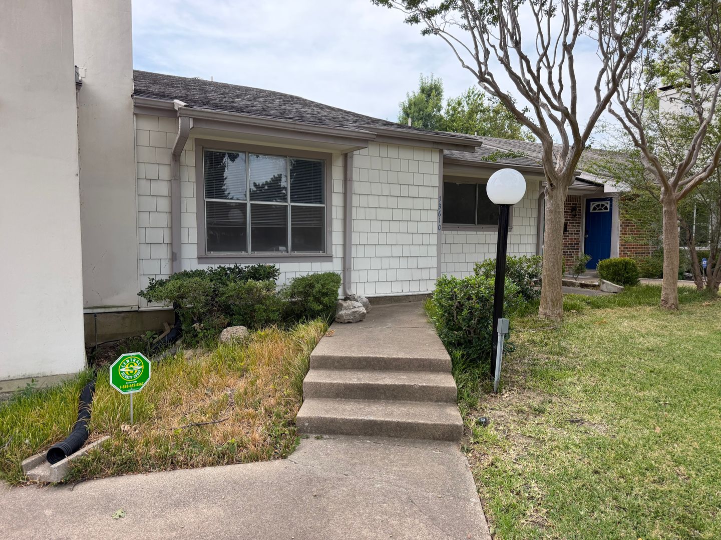 DALLAS House: 13610 BROOKGREEN DR