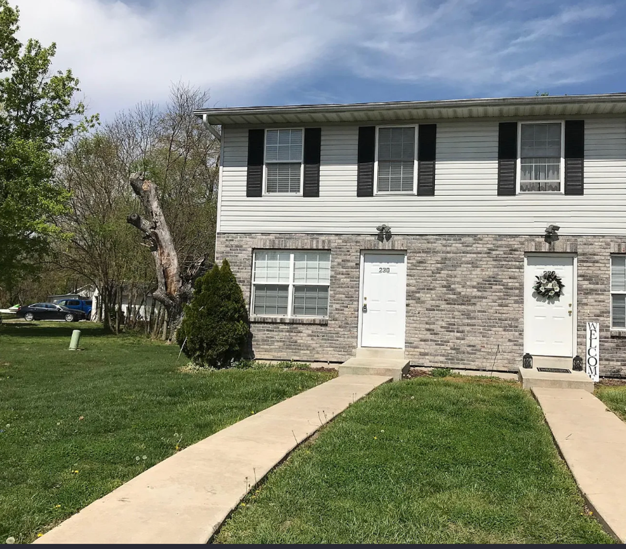 Moscow Mills Apartment: 221-227 Truman Ct.