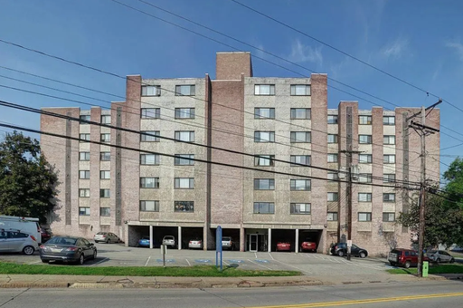 101 Governors lane apt 102