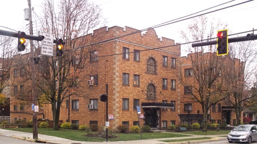 321-323 Beverly rd apt 103