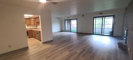 101 Governors lane apt 608 – photo 1