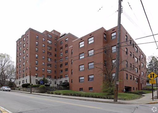 15 Bowerhill rd apt 604 – photo 1