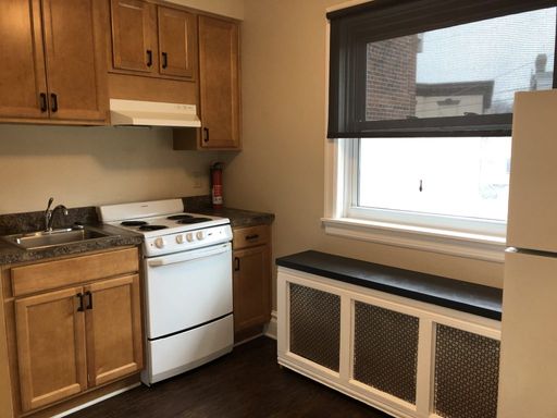 South Oakland One Bedroom – photo 1