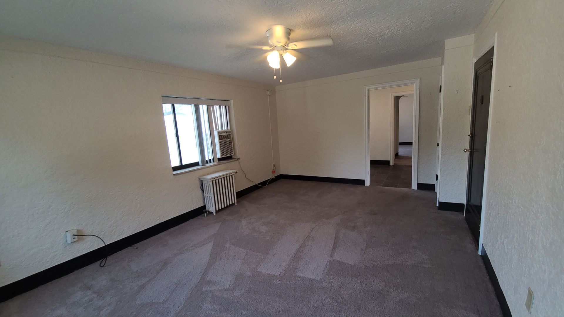 Pittsburgh Apartment: 321 Beverly Road