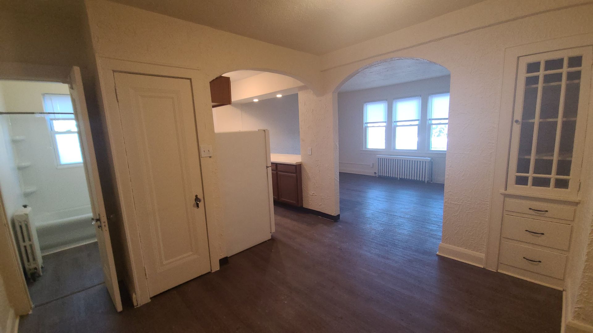 Pittsburgh Apartment: 100 Academy Ave