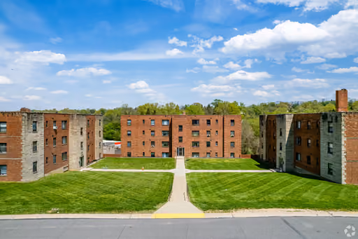 121 Abbeyville Rd Apt B10 – photo 1