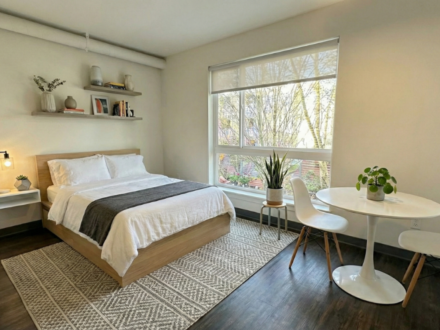 Seattle Apartment: 2202 E Olive Street