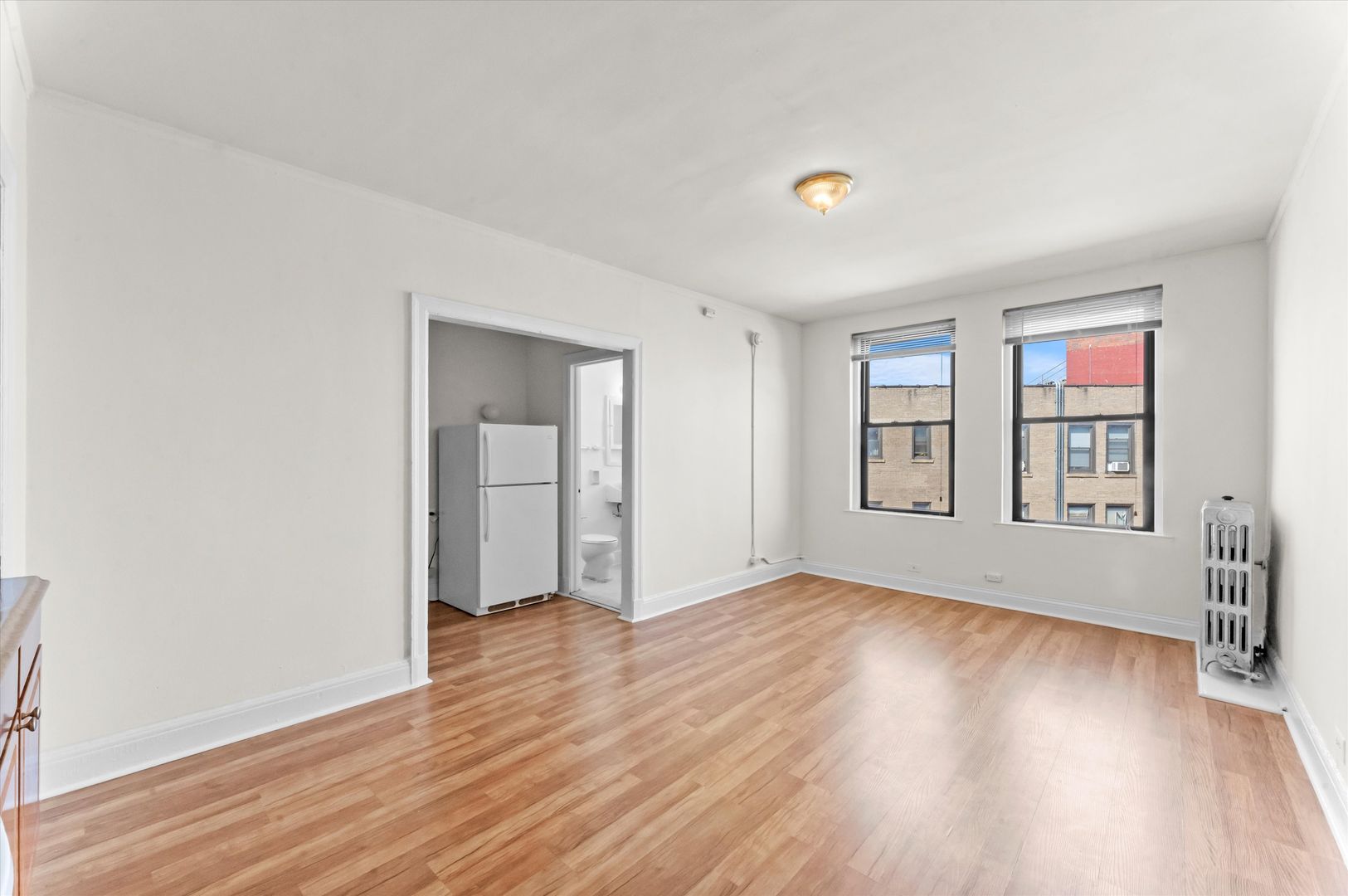 Chicago Apartment: 2779 N. Milwaukee