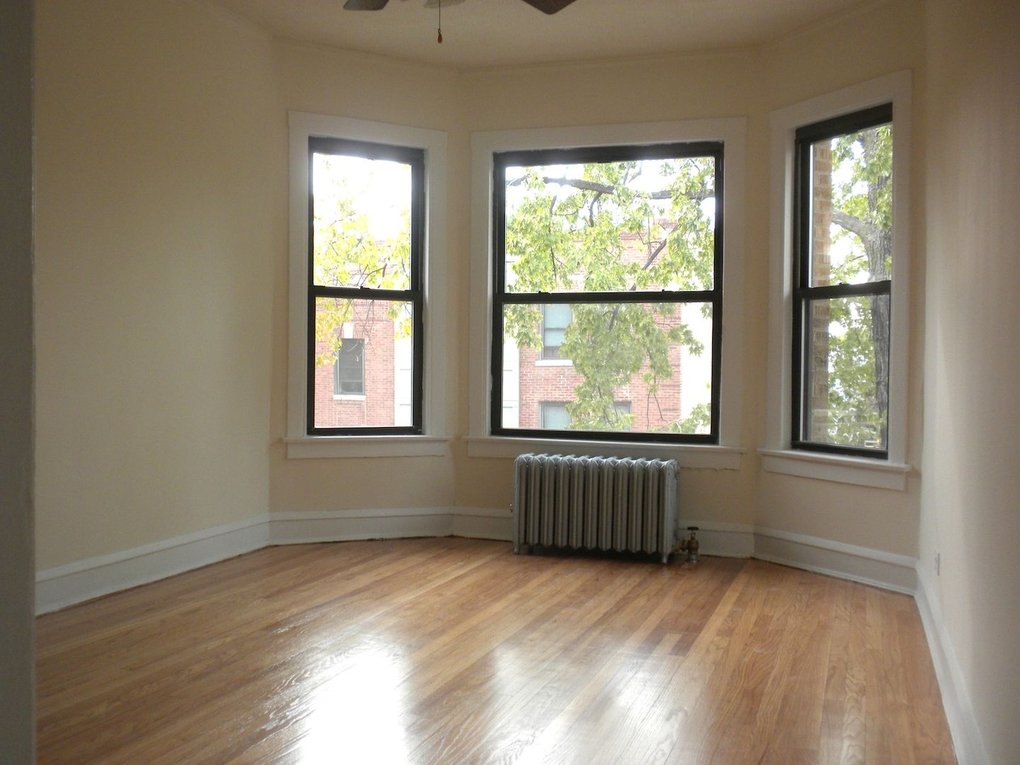 Chicago Apartment: 2647-53 N. Spaulding