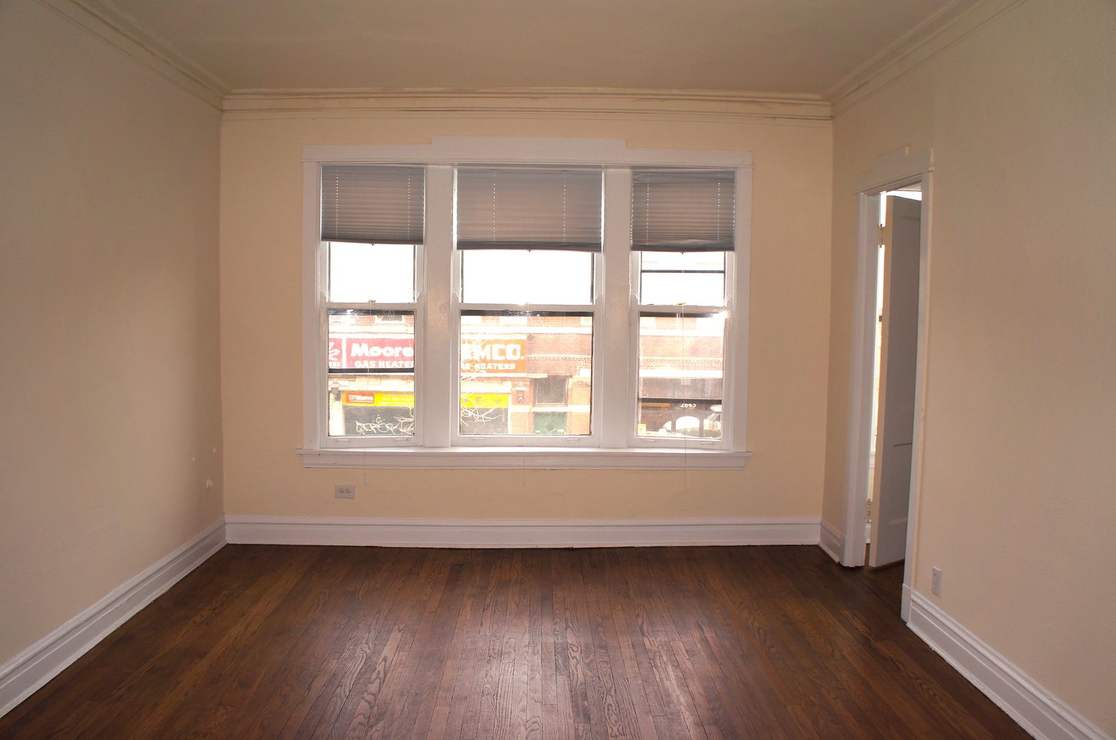 Chicago Apartment: 2638-50 N. Milwaukee