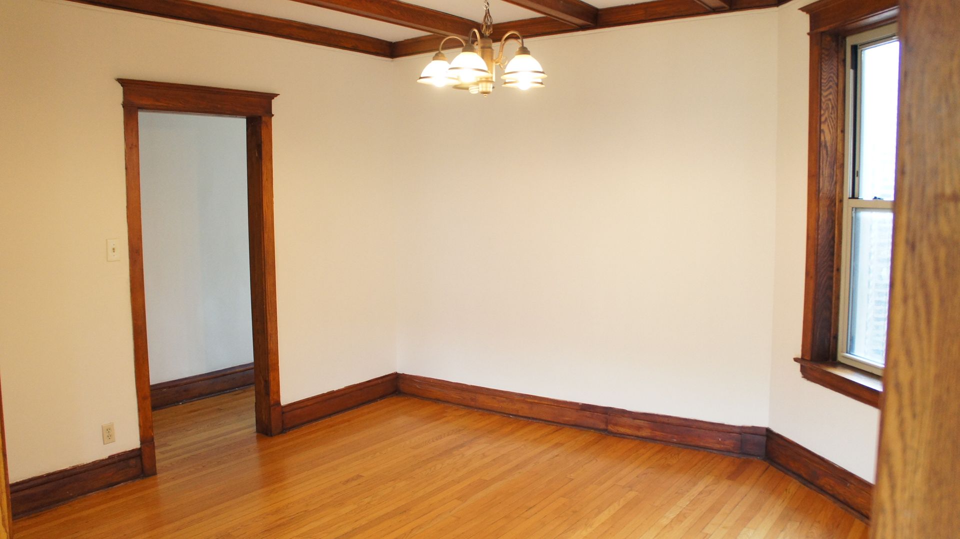 Chicago Apartment: 2453-55 N. Spaulding