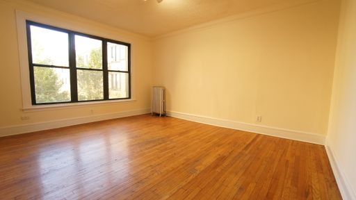 Great one bedroom available! – photo 1
