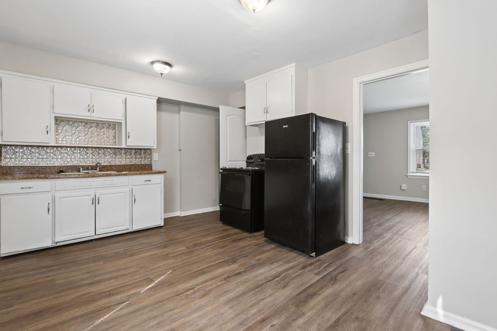 Columbus Apartment: 2801-2803 Vanderberg Ave