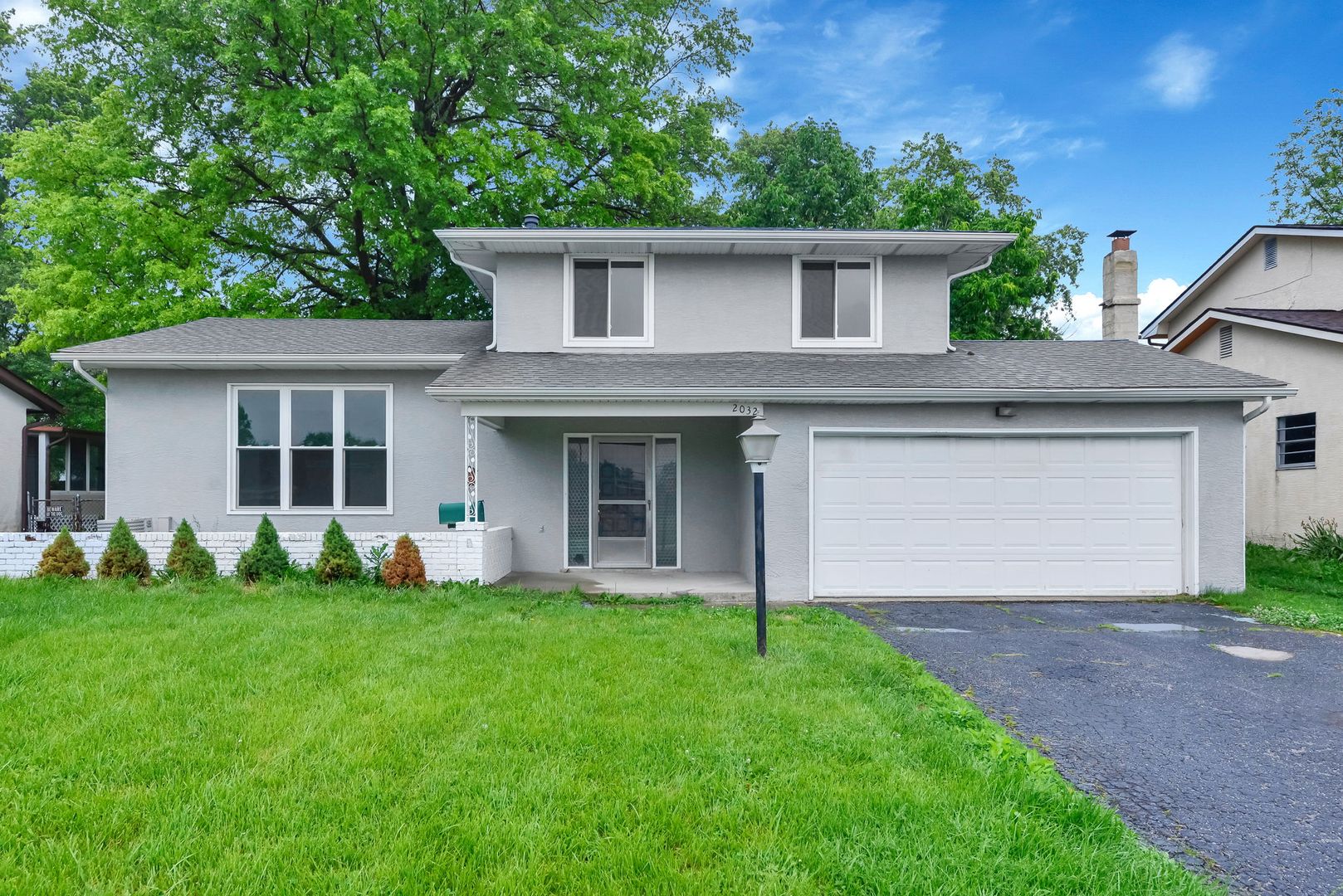 Columbus House: 2032 Northcliff Dr