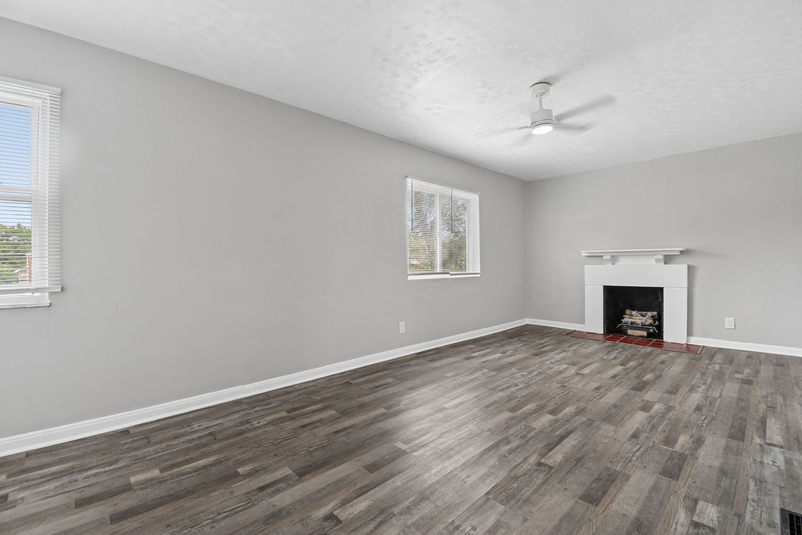 Columbus Apartment: 375 S Chase Ave