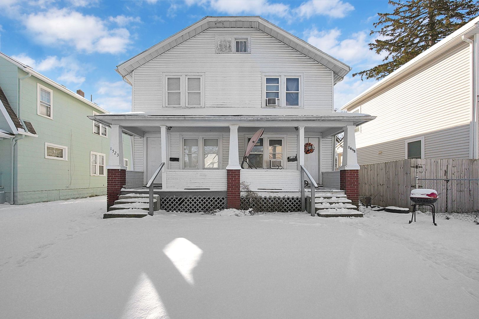 Columbus Apartment: 1521-1523 Republic Ave