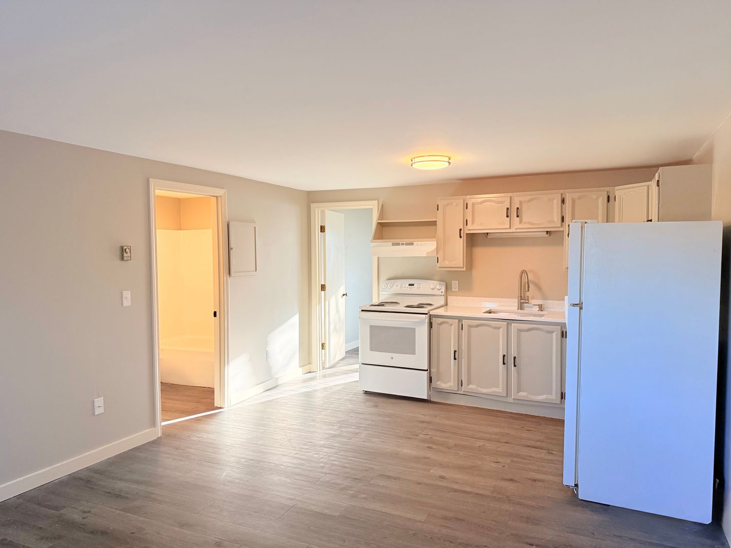 Hartford Apartment: 29 Cross Street