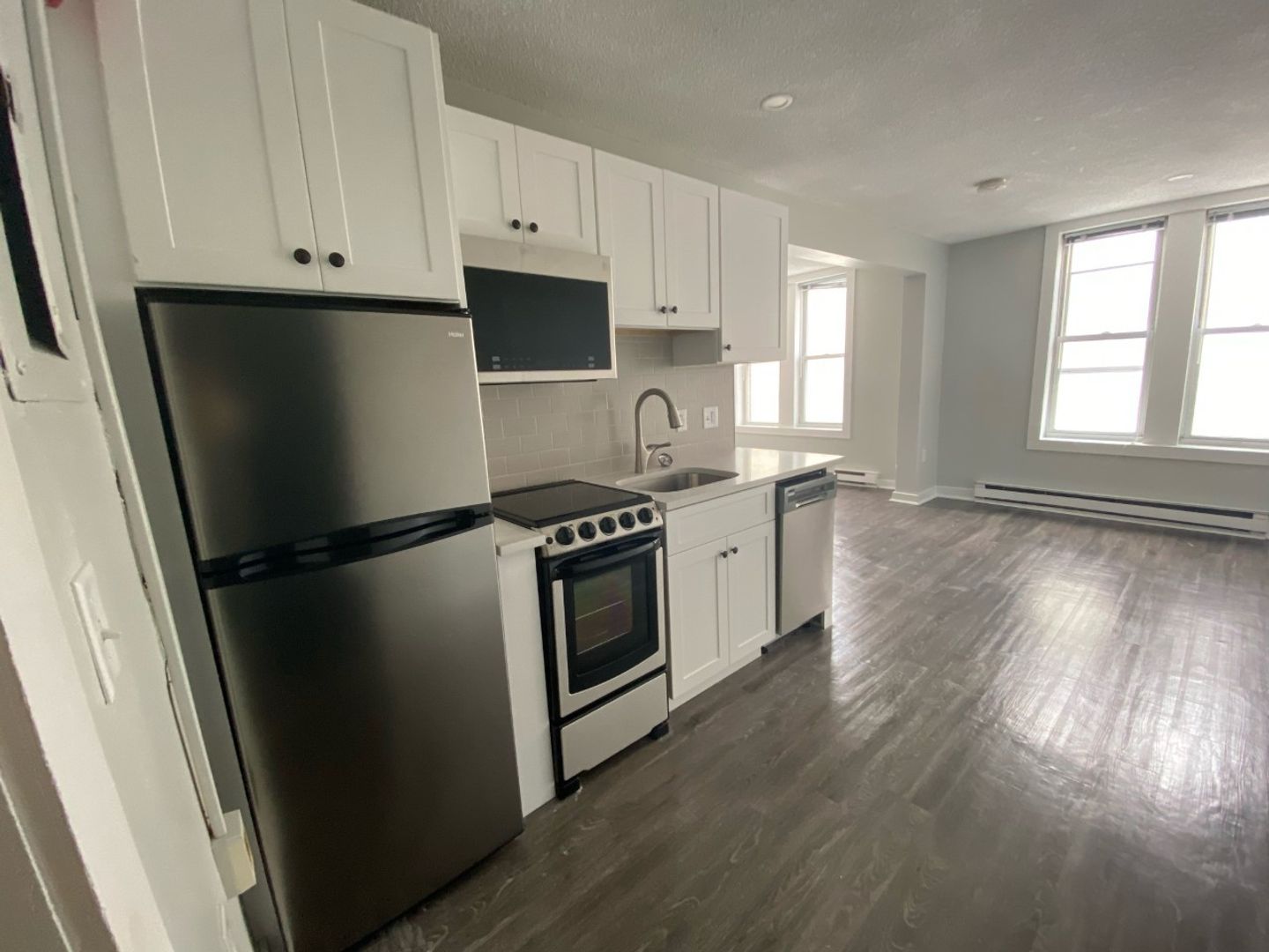 Worcester  Studio 1 baths - $1,375 No Fee
