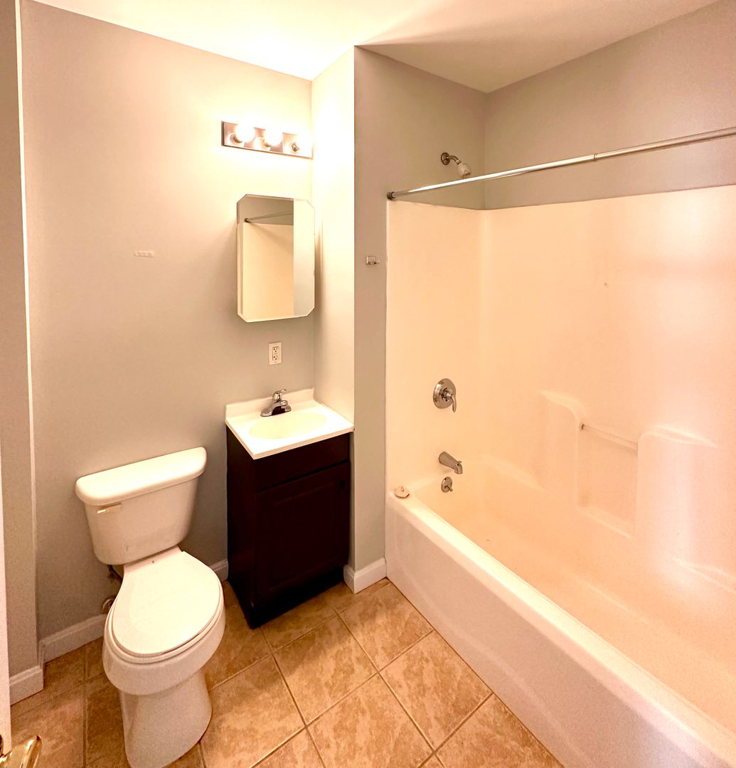 Worcester - $1,525+ /mo