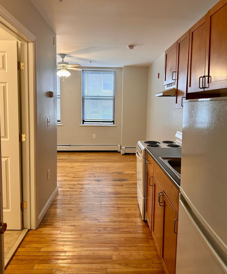 Worcester - $1,450+ /month